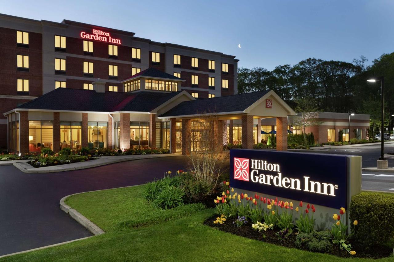 Hilton Garden Inn Stony Brook Exterior photo